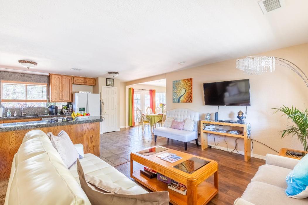 Spacious House With Hot Tub Spa, To Enjoy Red Rock View, Near Amitabha Stupa, And Trails Седона Екстериор снимка